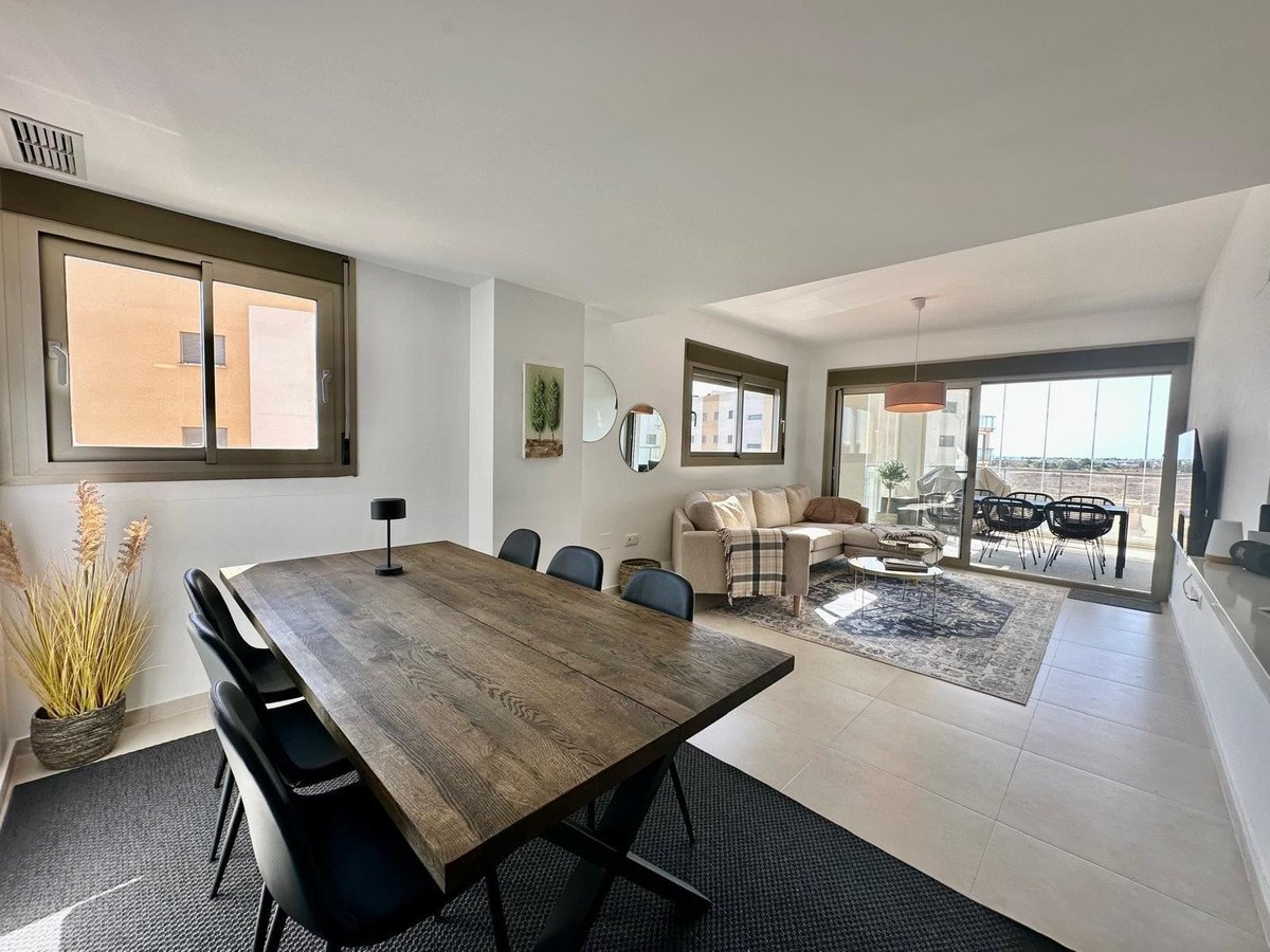 3 Bed Middle Floor Apartment in Los Dolses