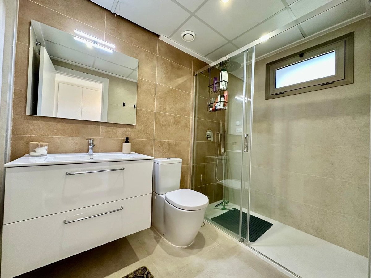 3 Bed Middle Floor Apartment in Los Dolses