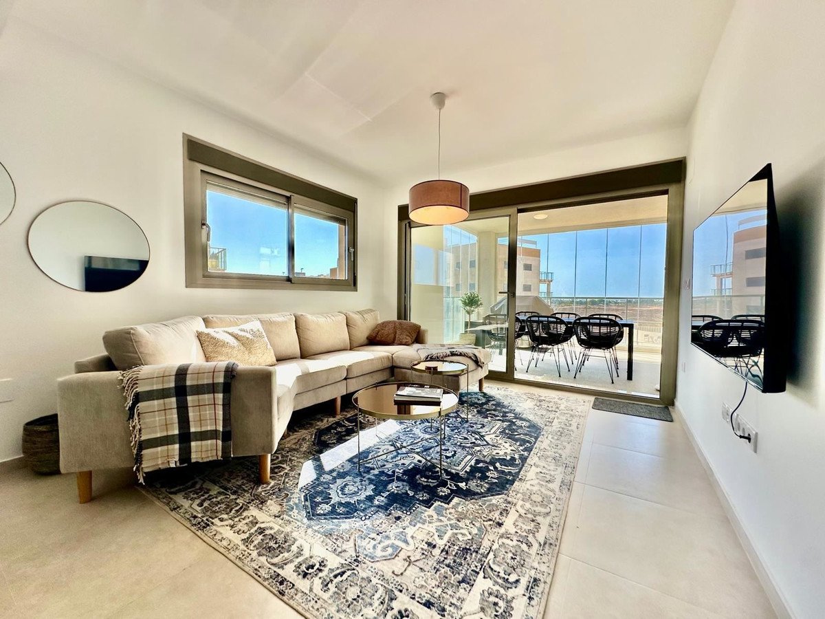 3 Bed Middle Floor Apartment in Los Dolses