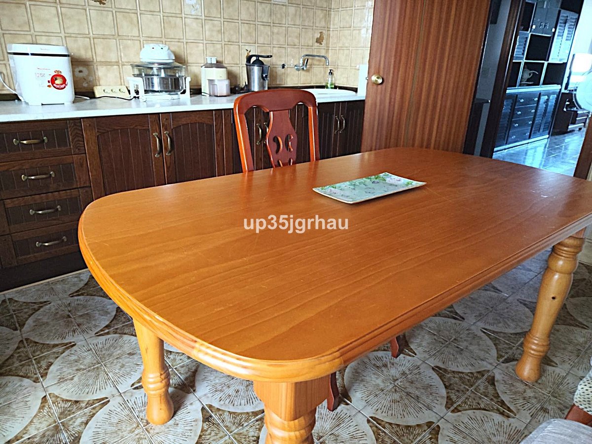 4 Bed Top Floor Apartment in La Línea