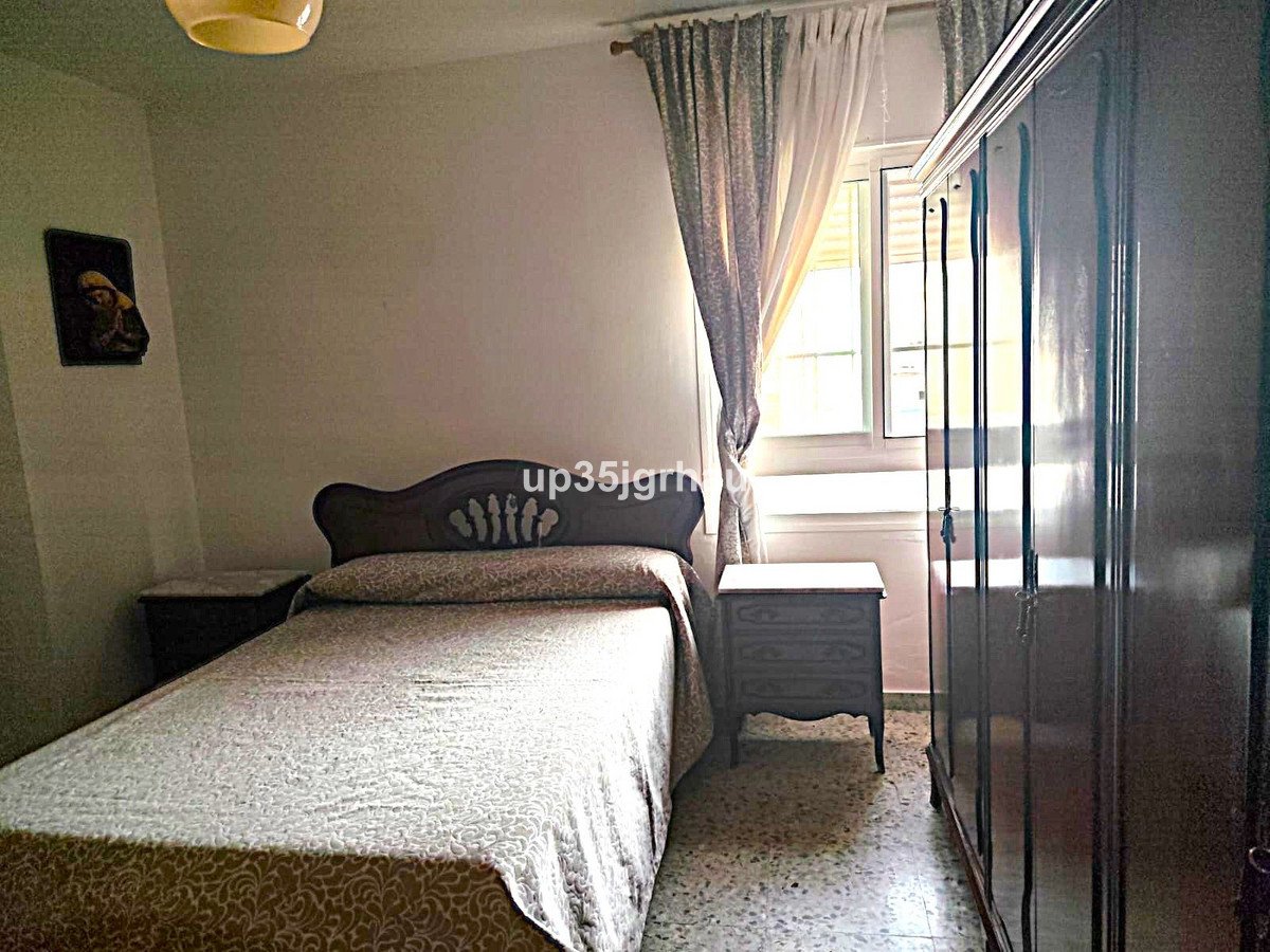 4 Bed Top Floor Apartment in La Línea