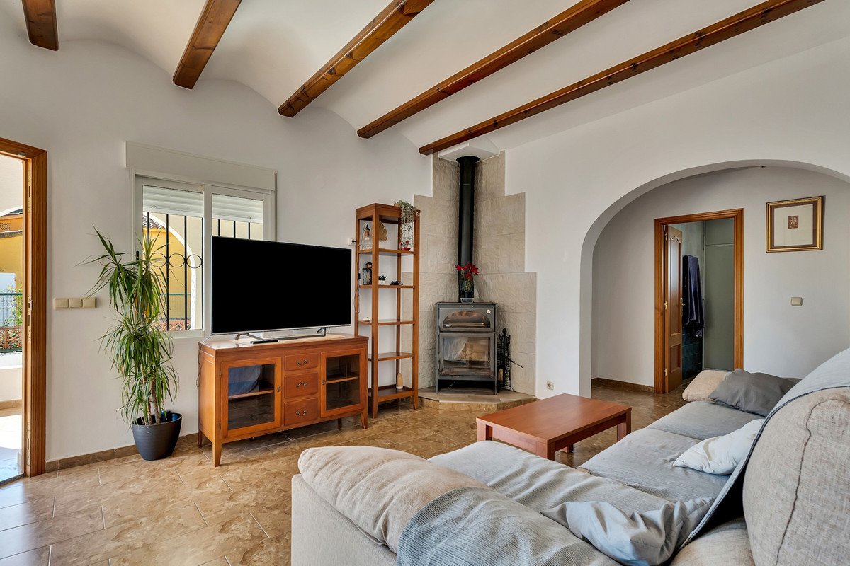 3 Bed Detached Villa in Denia