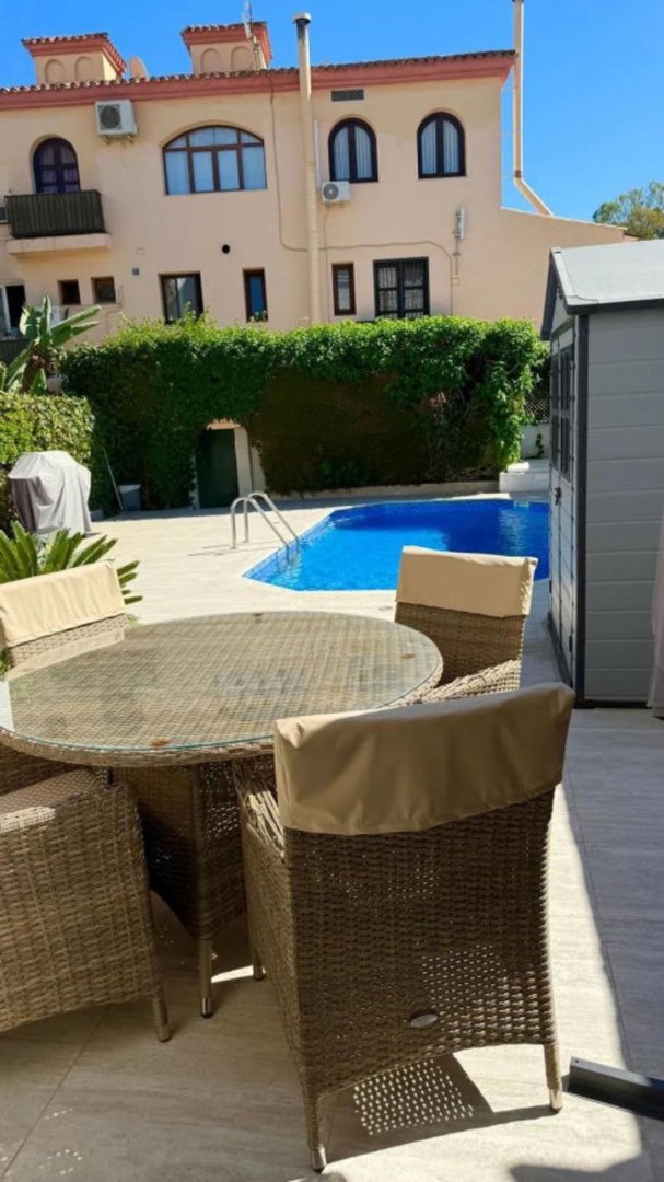 2 Bed Ground Floor Apartment in Estepona