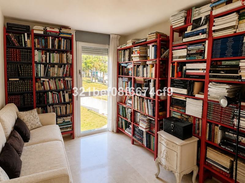 3 Bed Ground Floor Apartment in San Luis de Sabinillas