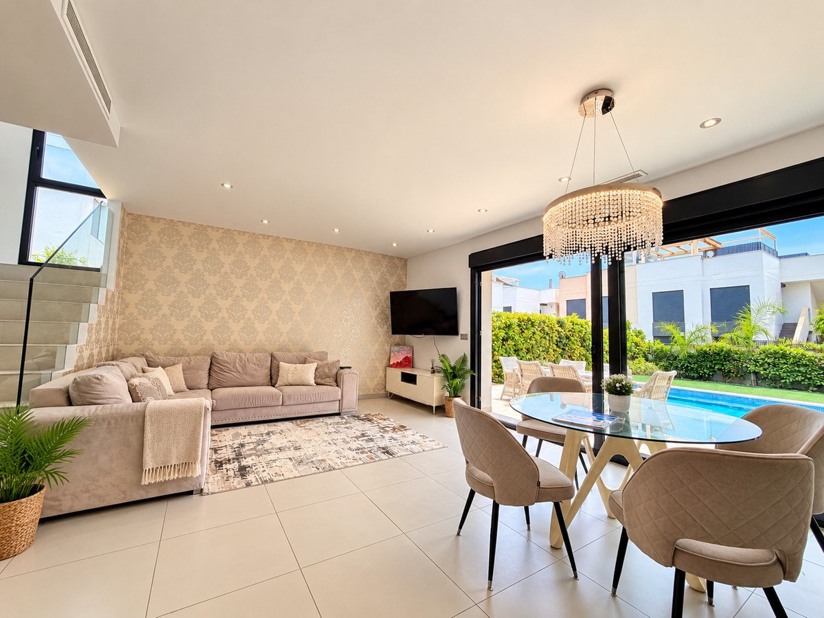 3 Bed Detached Villa in Ciudad Quesada