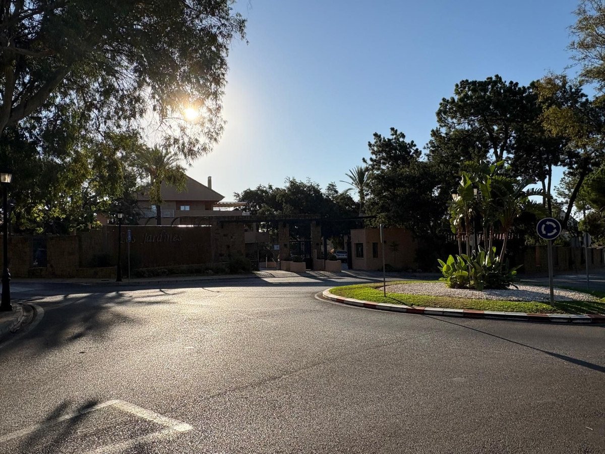 2 Bed Ground Floor Apartment in Elviria