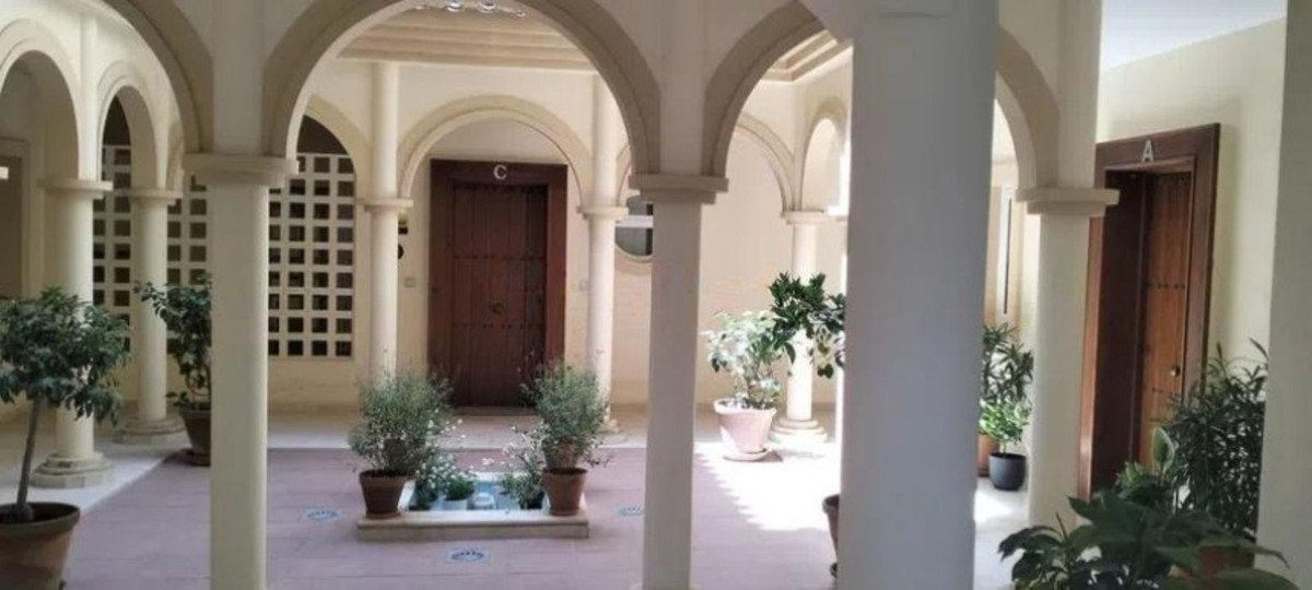 3 Bed Middle Floor Apartment in San Roque