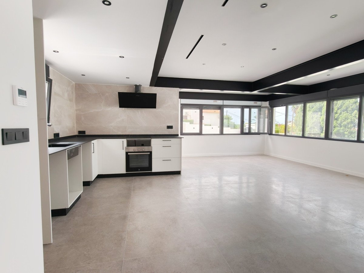3 Bed Detached Villa in Denia
