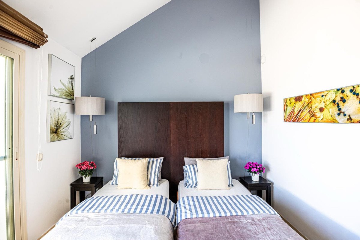 3 Bed Semi-Detached House in Mijas Golf