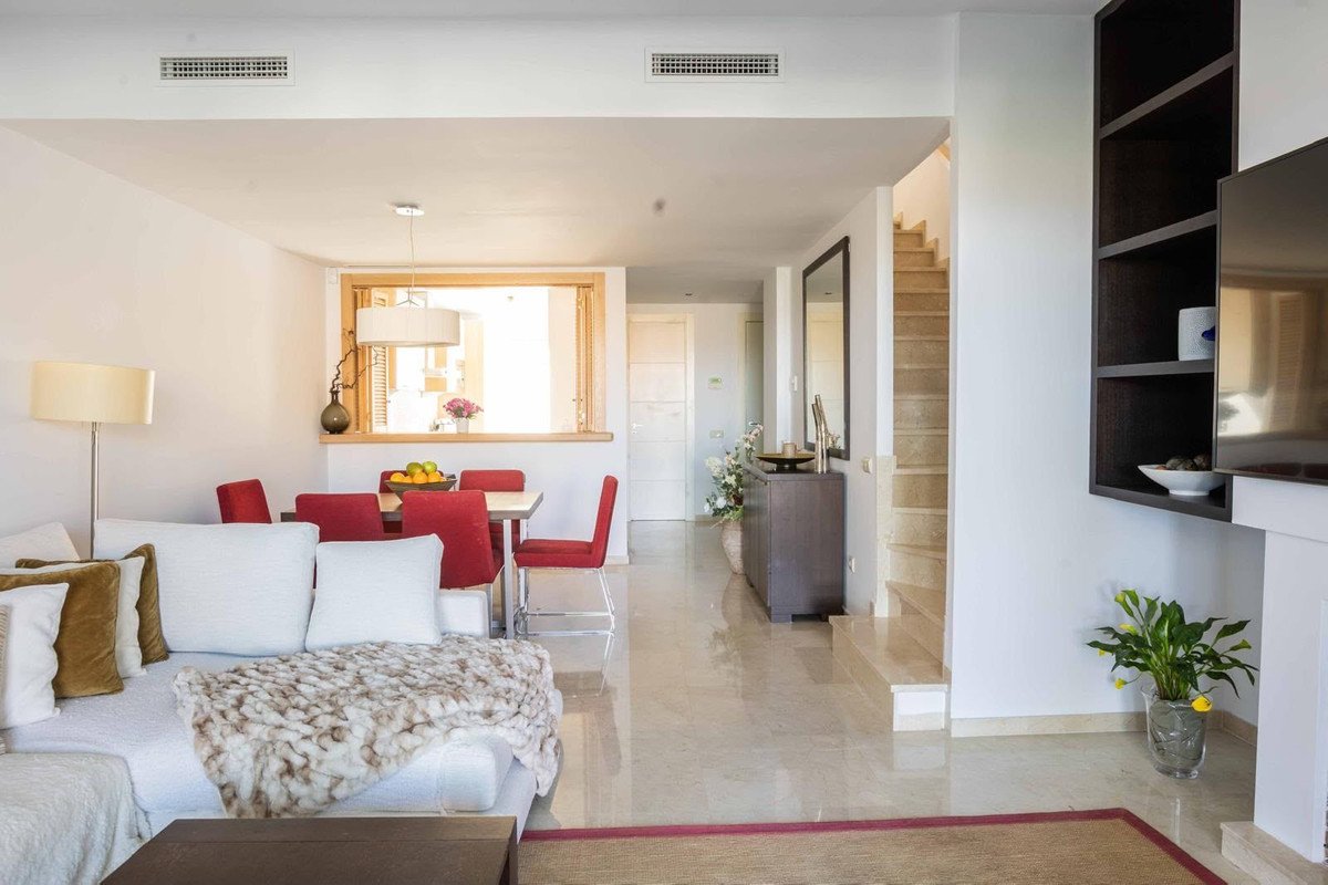 3 Bed Semi-Detached House in Mijas Golf
