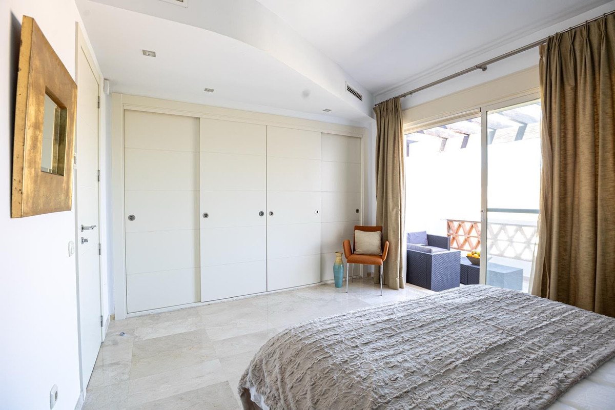 3 Bed Semi-Detached House in Mijas Golf