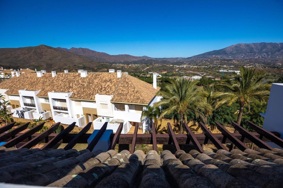 3 Bed Semi-Detached House in Mijas Golf