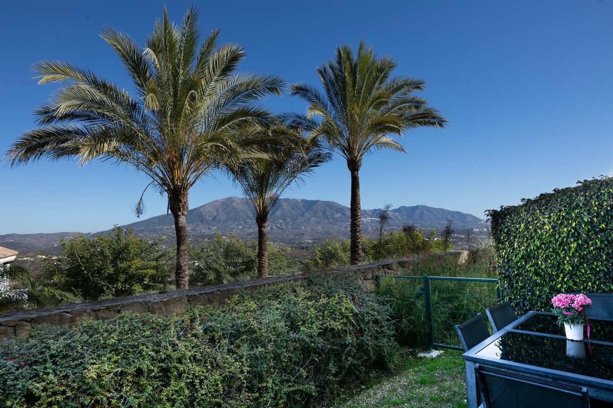3 Bed Semi-Detached House in Mijas Golf