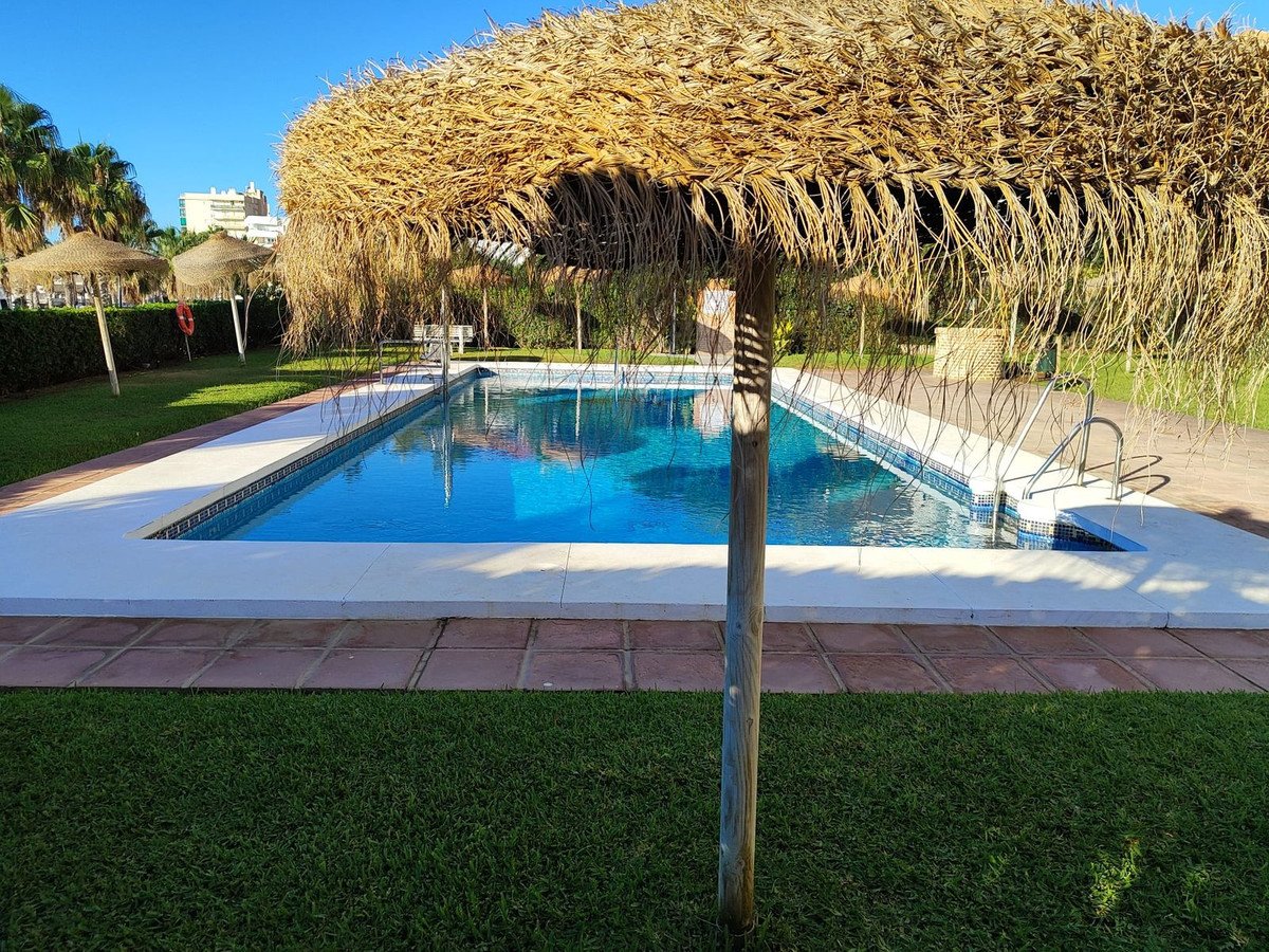 21 Bed Top Floor Apartment in Fuengirola