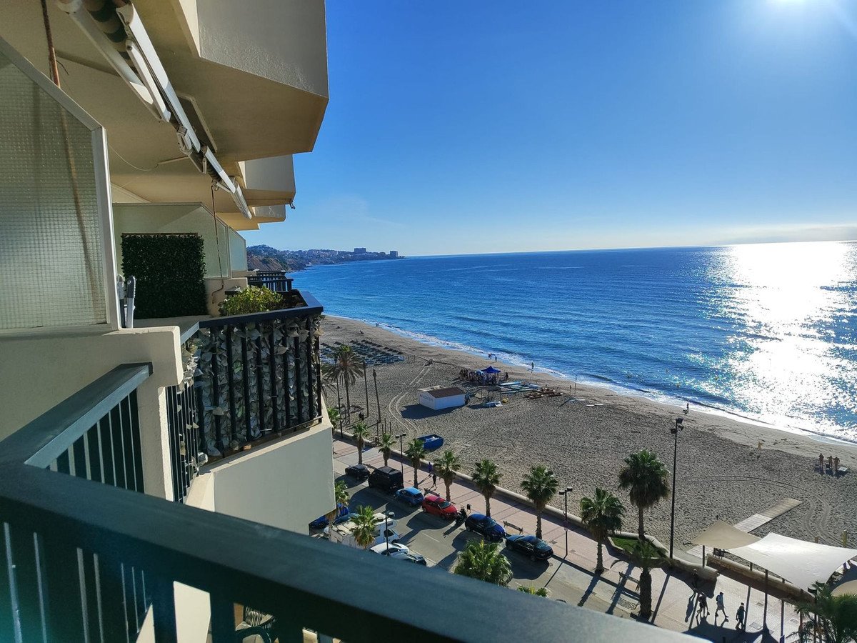 21 Bed Top Floor Apartment in Fuengirola