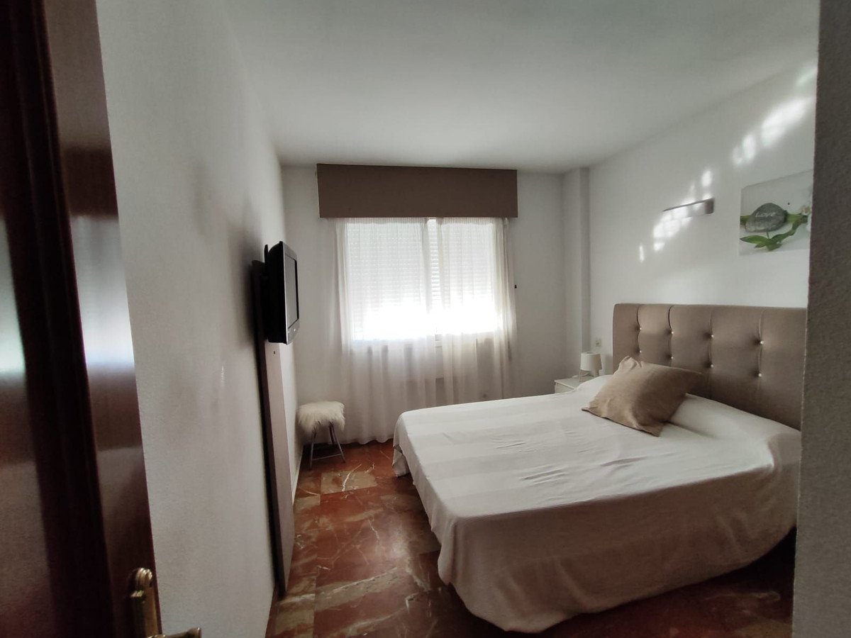 21 Bed Top Floor Apartment in Fuengirola
