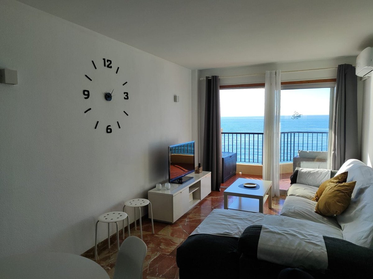 21 Bed Top Floor Apartment in Fuengirola