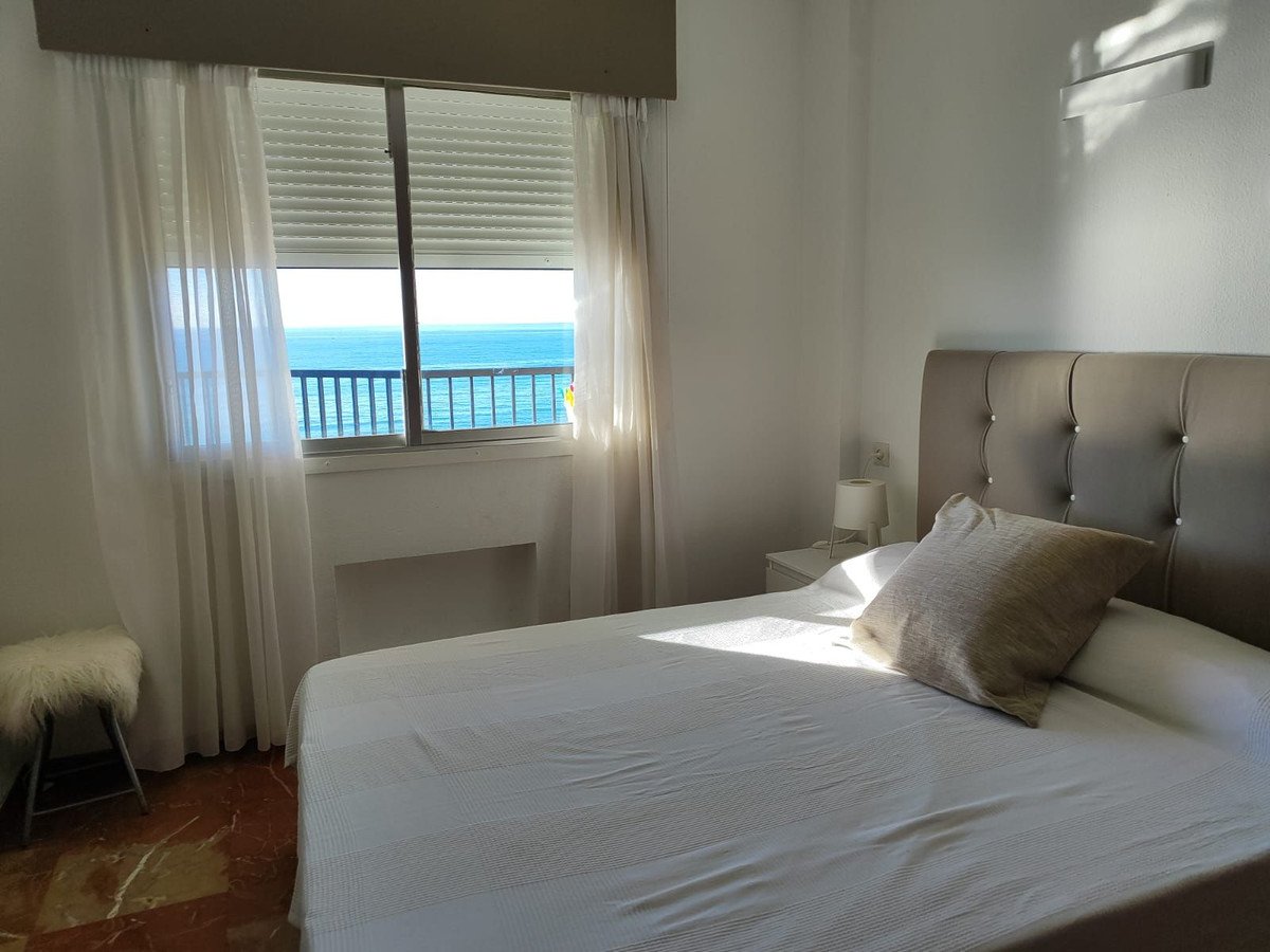 21 Bed Top Floor Apartment in Fuengirola