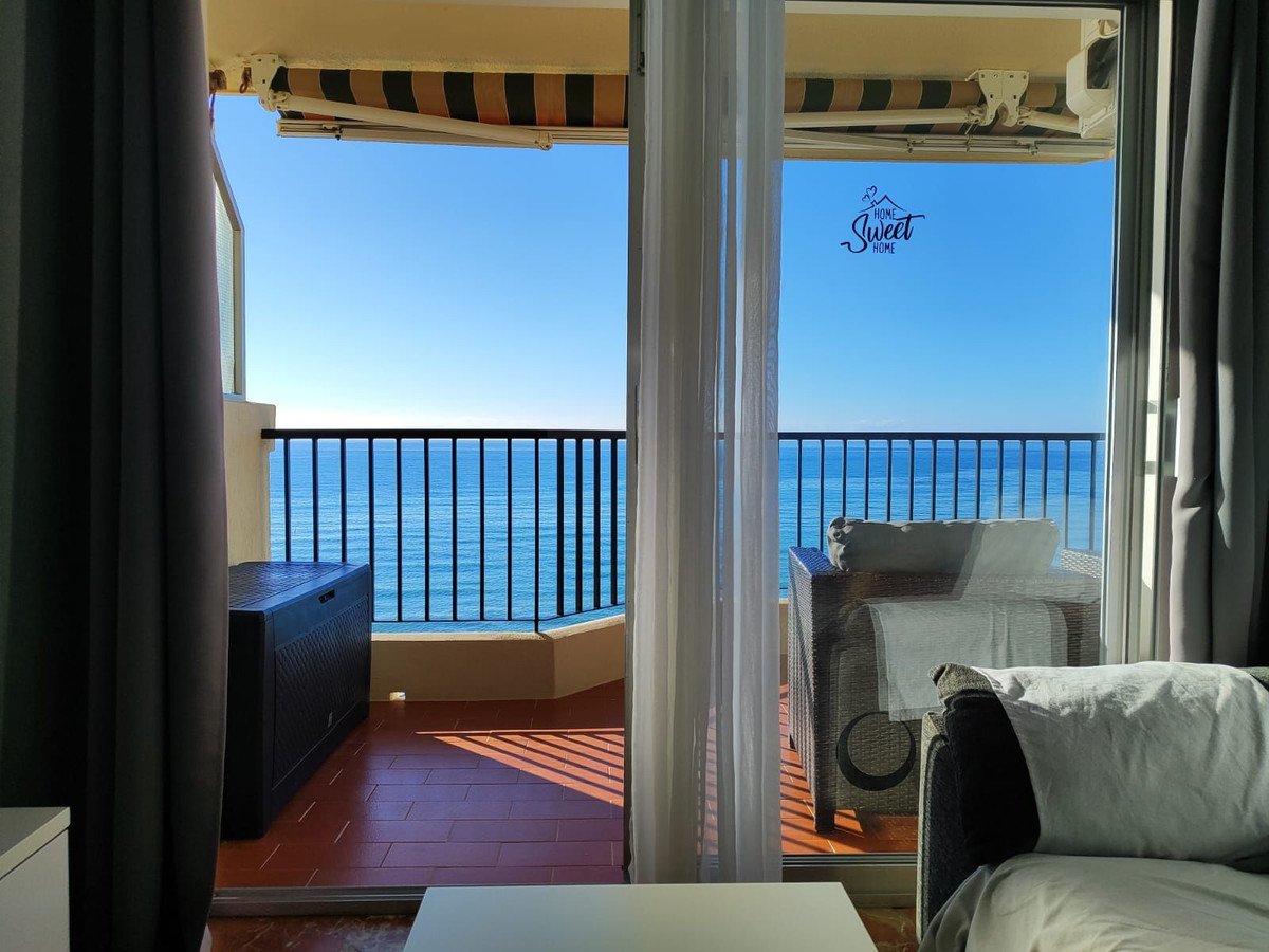 21 Bed Top Floor Apartment in Fuengirola