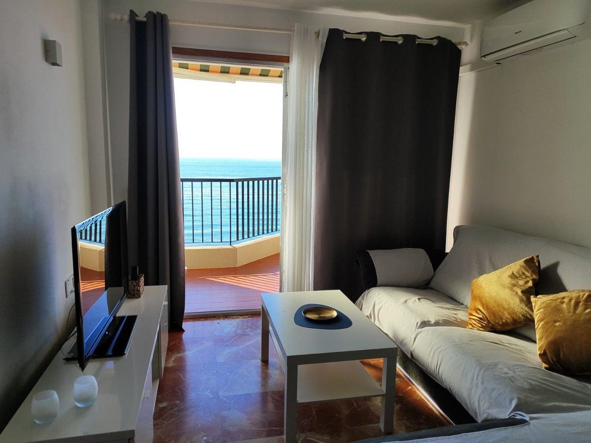 21 Bed Top Floor Apartment in Fuengirola