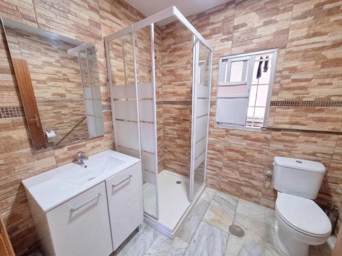 4 Bed Detached Villa in Benalmadena