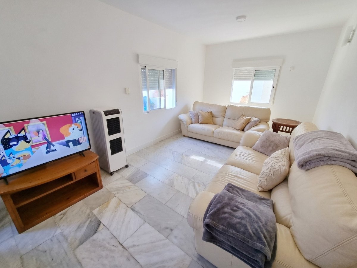 4 Bed Detached Villa in Benalmadena