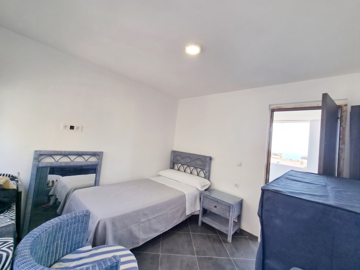 4 Bed Detached Villa in Benalmadena