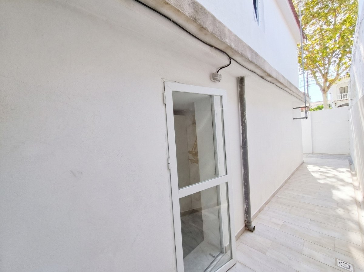 4 Bed Detached Villa in Benalmadena