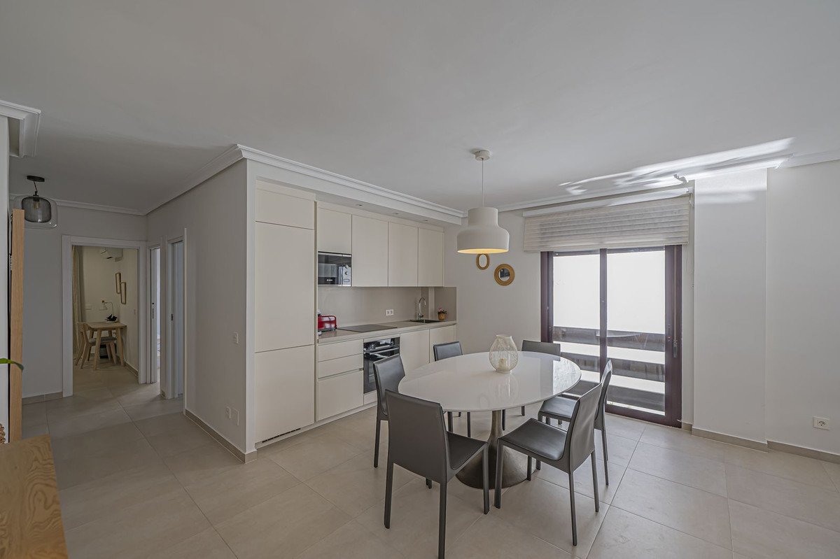 3 Bed Ground Floor Apartment in Nueva Andalucía