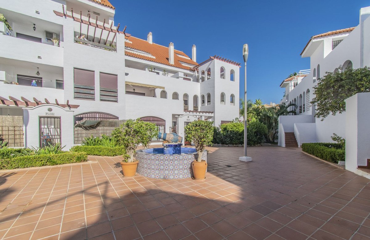 3 Bed Ground Floor Apartment in Nueva Andalucía
