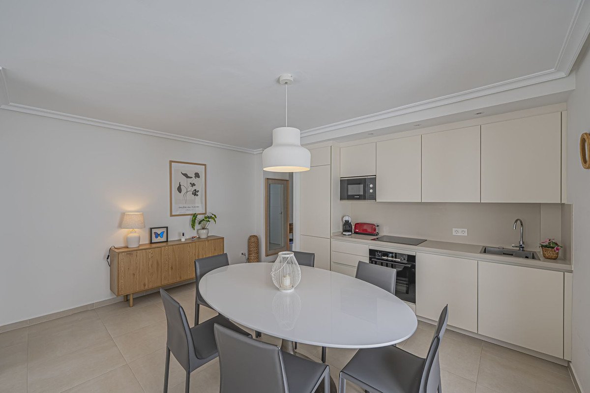3 Bed Ground Floor Apartment in Nueva Andalucía