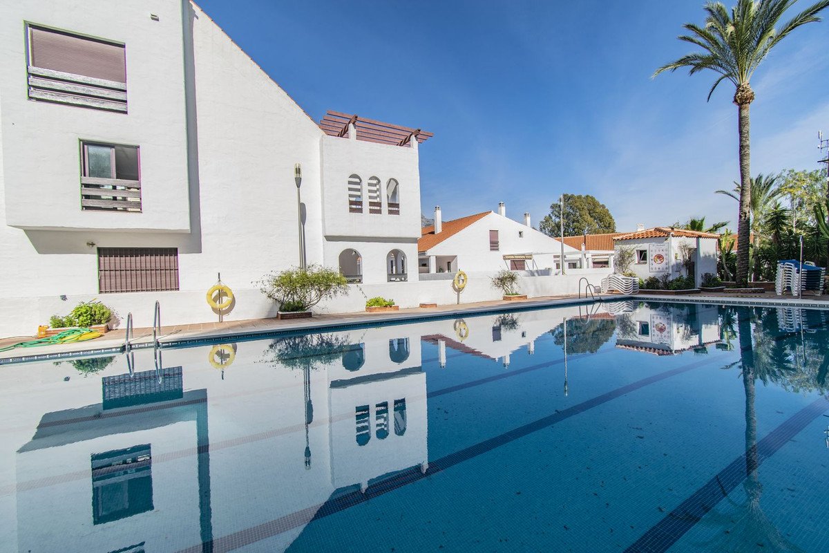3 Bed Ground Floor Apartment in Nueva Andalucía