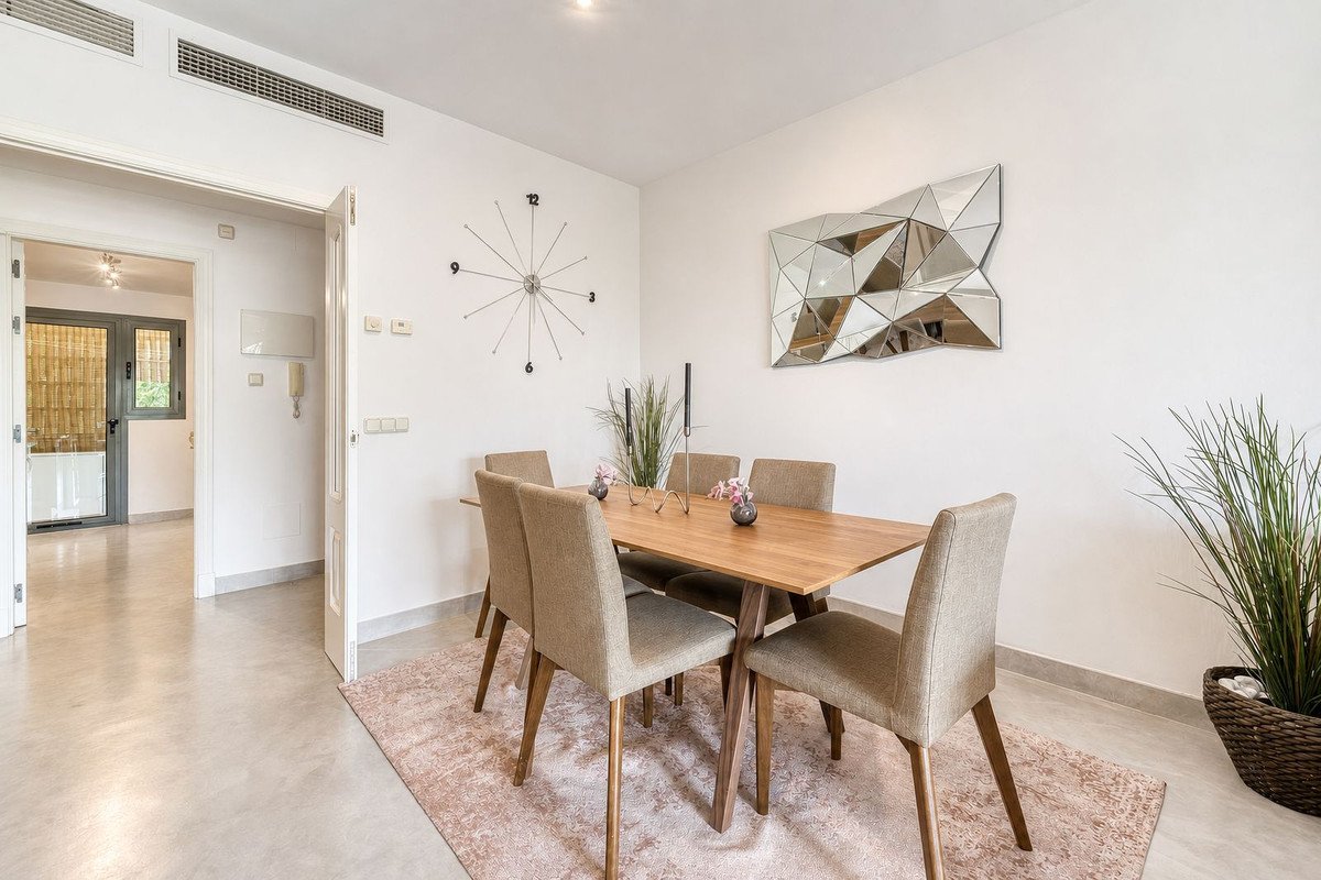 2 Bed Ground Floor Apartment in Los Flamingos