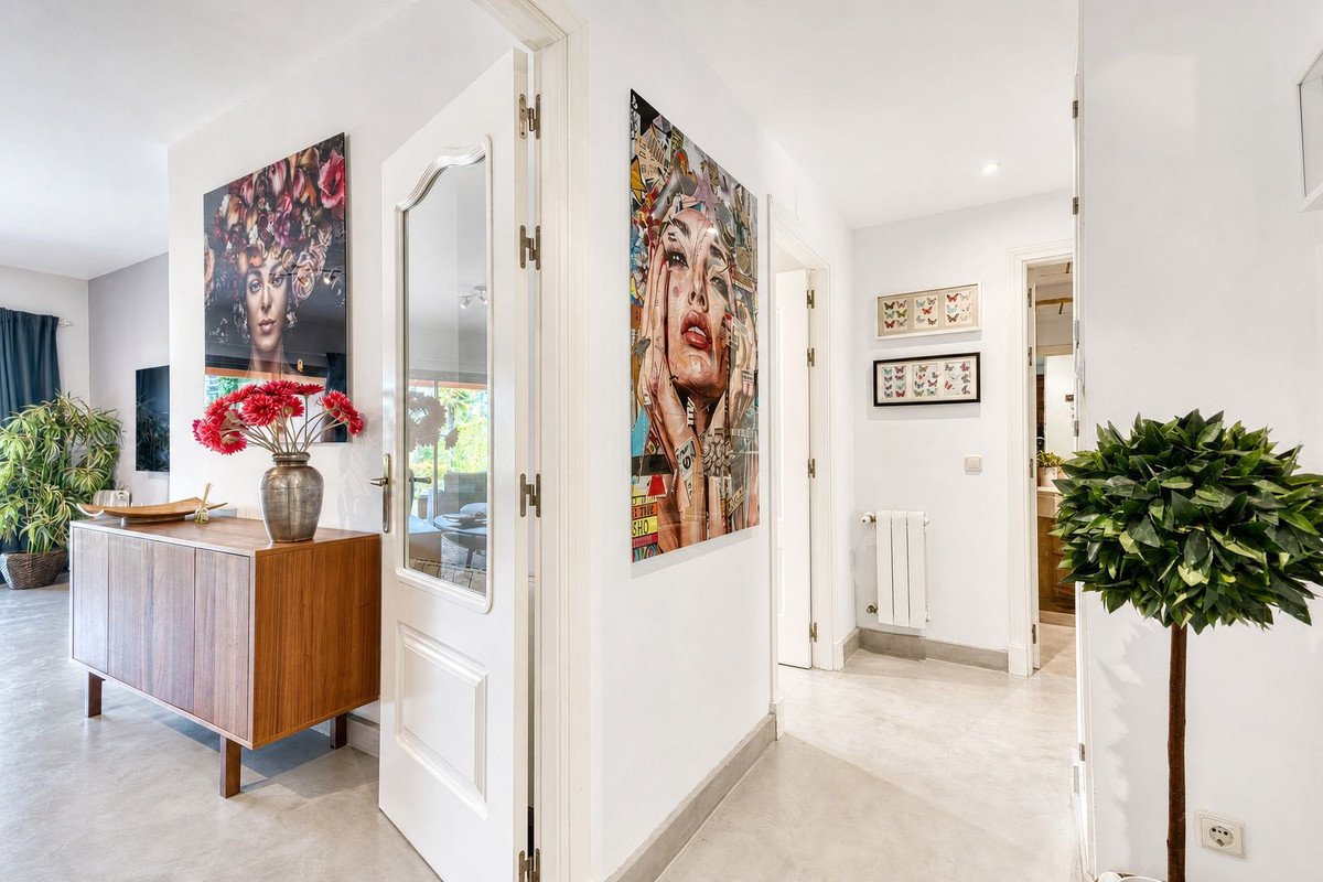 2 Bed Ground Floor Apartment in Los Flamingos