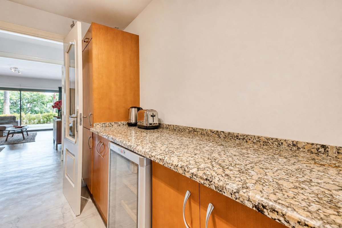 2 Bed Ground Floor Apartment in Los Flamingos