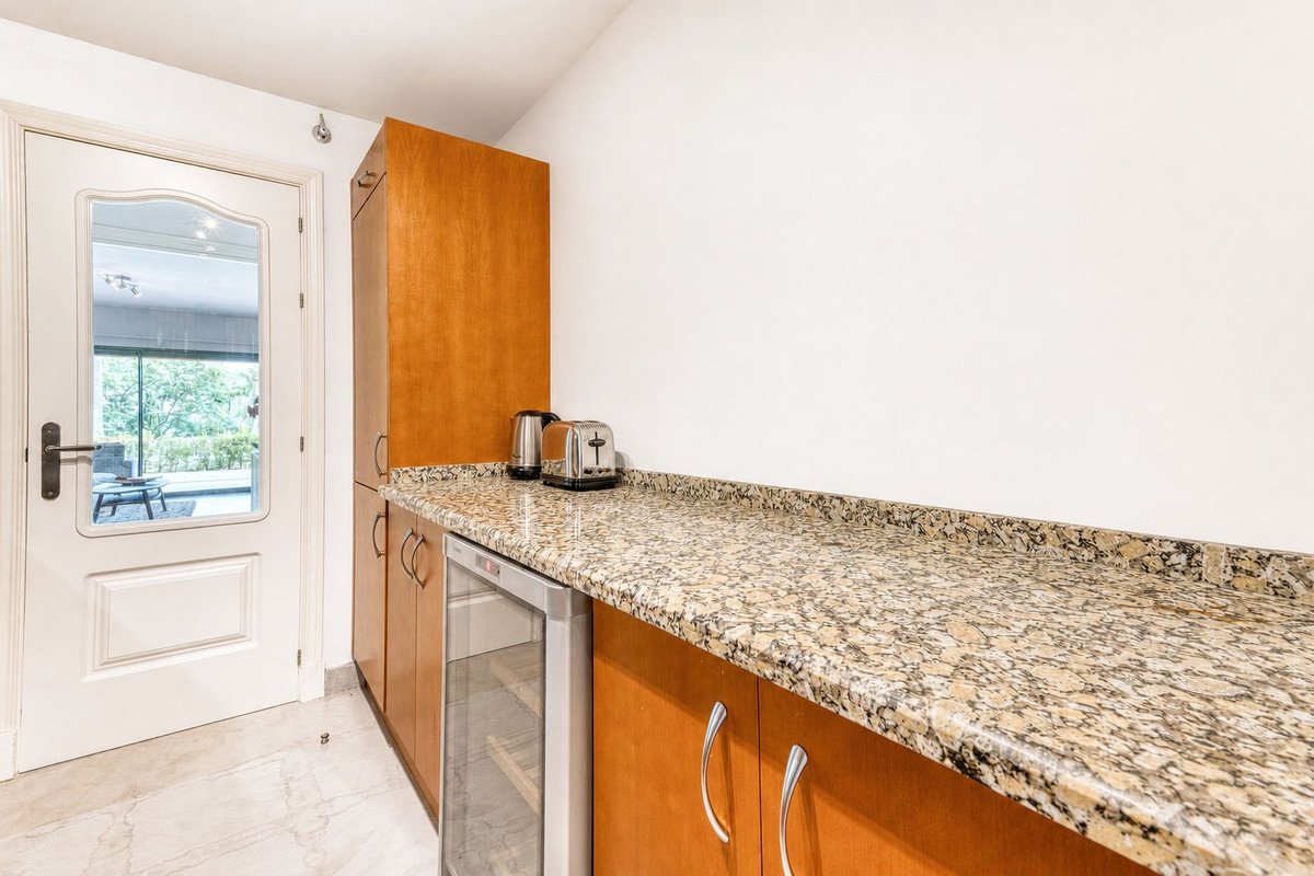 2 Bed Ground Floor Apartment in Los Flamingos
