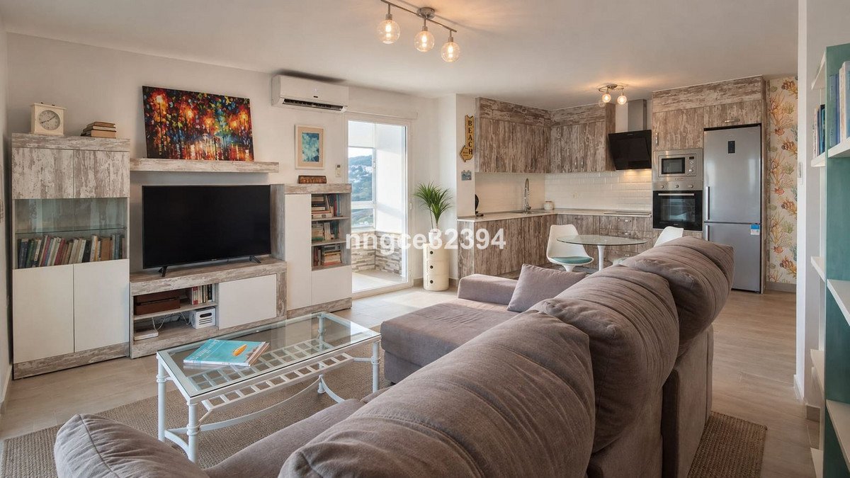 3 Bed Top Floor Apartment in Torreguadiaro