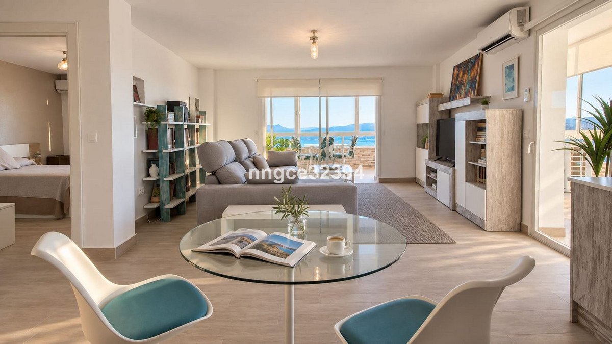 3 Bed Top Floor Apartment in Torreguadiaro