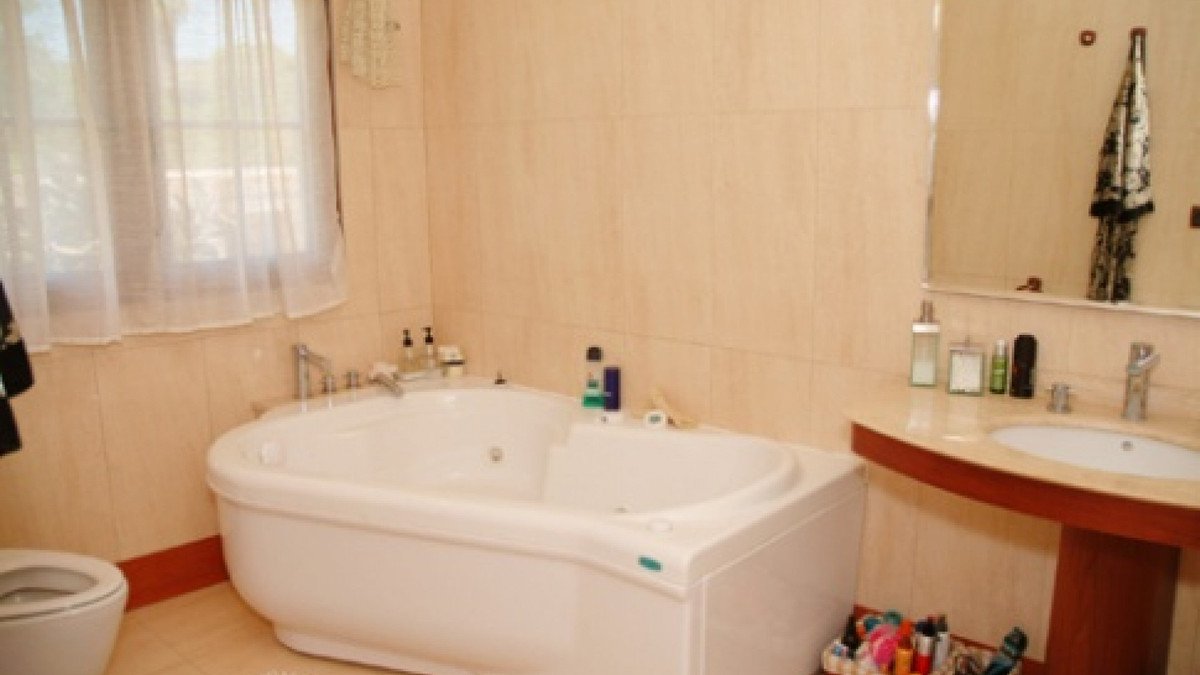 8 Bed Finca - Cortijo in Javea
