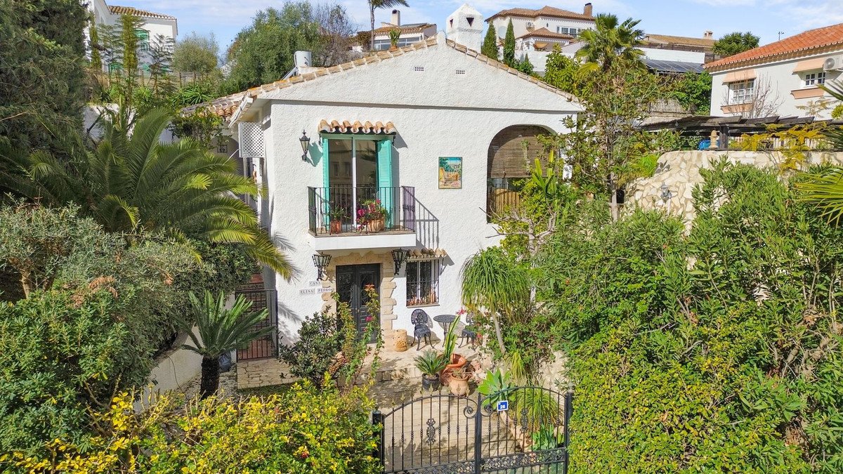 4 Bed Detached Villa in Mijas