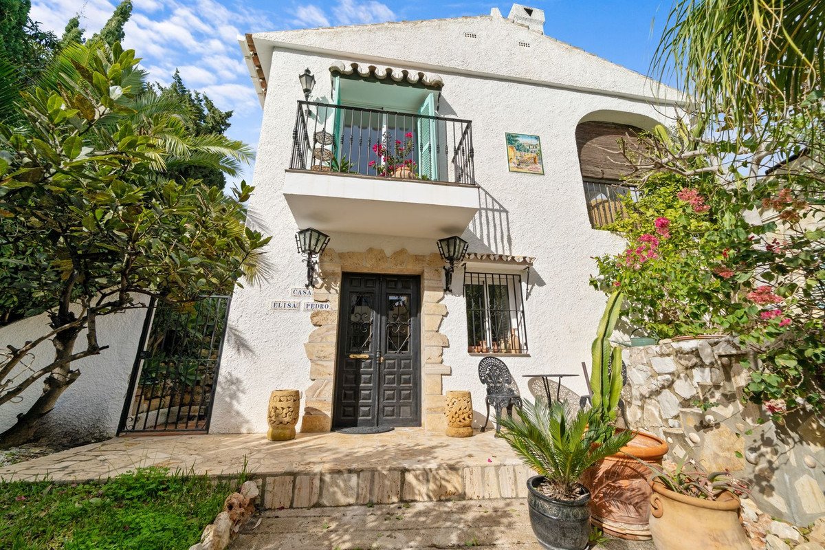4 Bed Detached Villa in Mijas