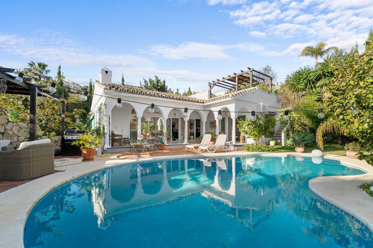 4 Bed Detached Villa in Mijas