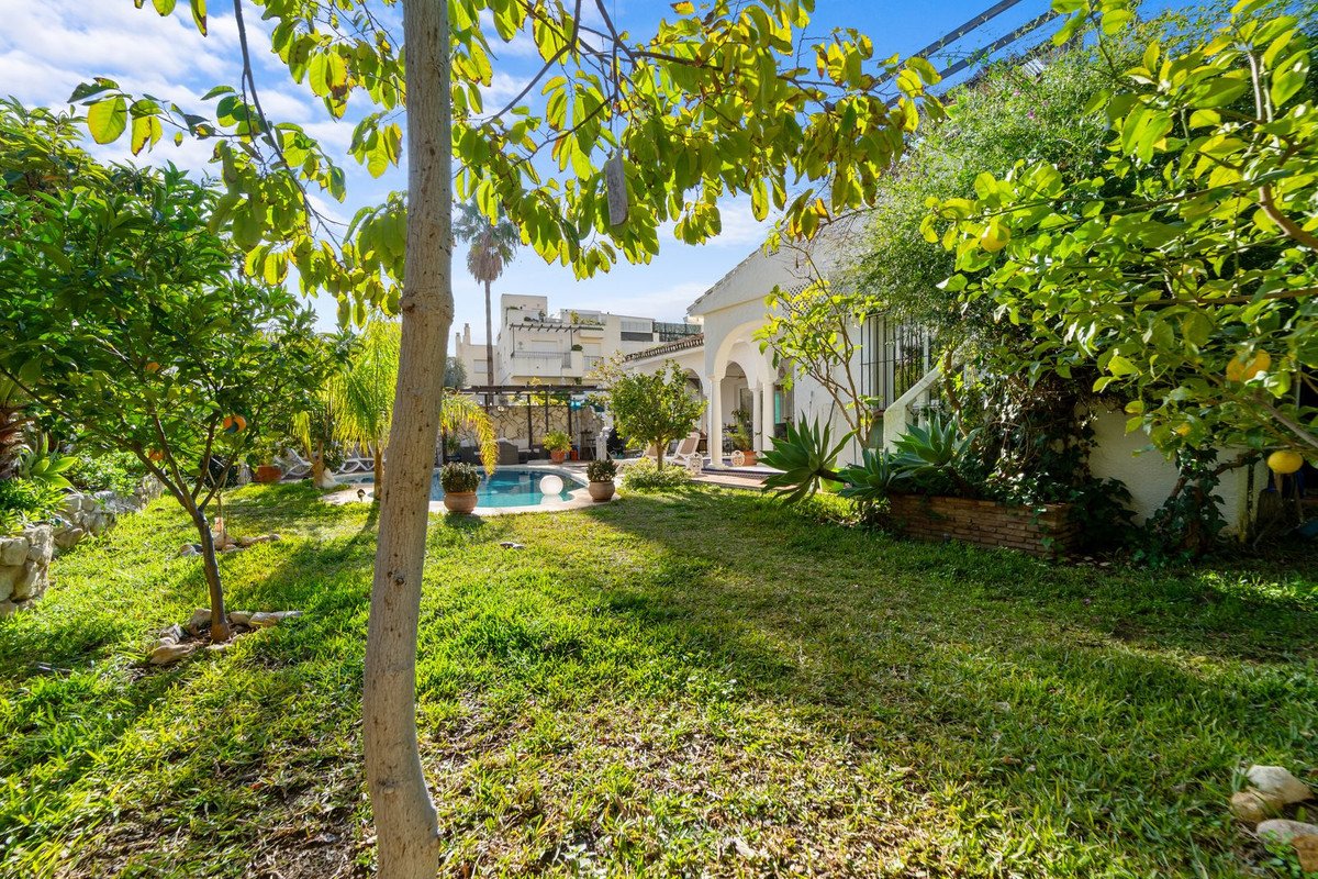 4 Bed Detached Villa in Mijas