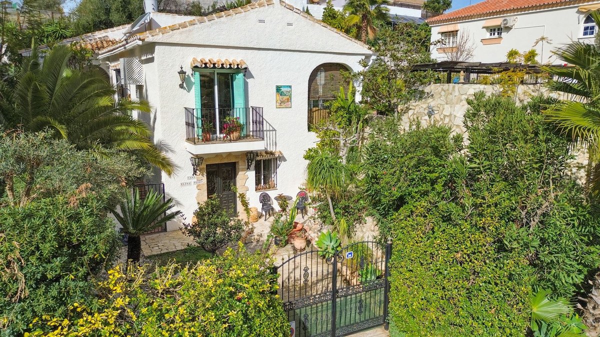 4 Bed Detached Villa in Mijas