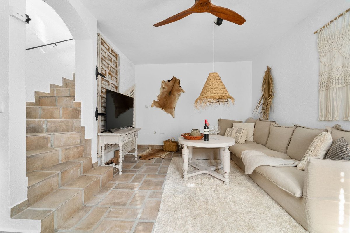 4 Bed Detached Villa in Mijas