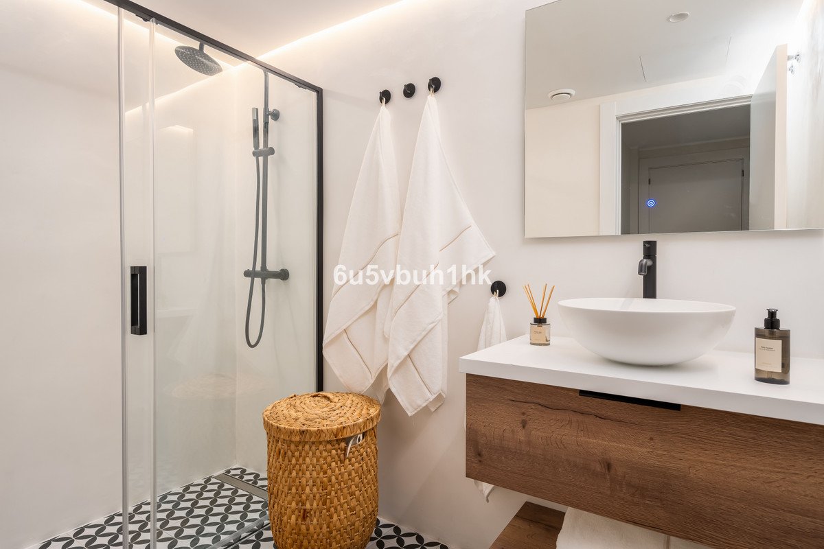 3 Bed Middle Floor Apartment in Benalmadena