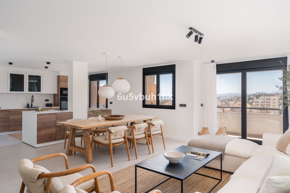 3 Bed Middle Floor Apartment in Benalmadena