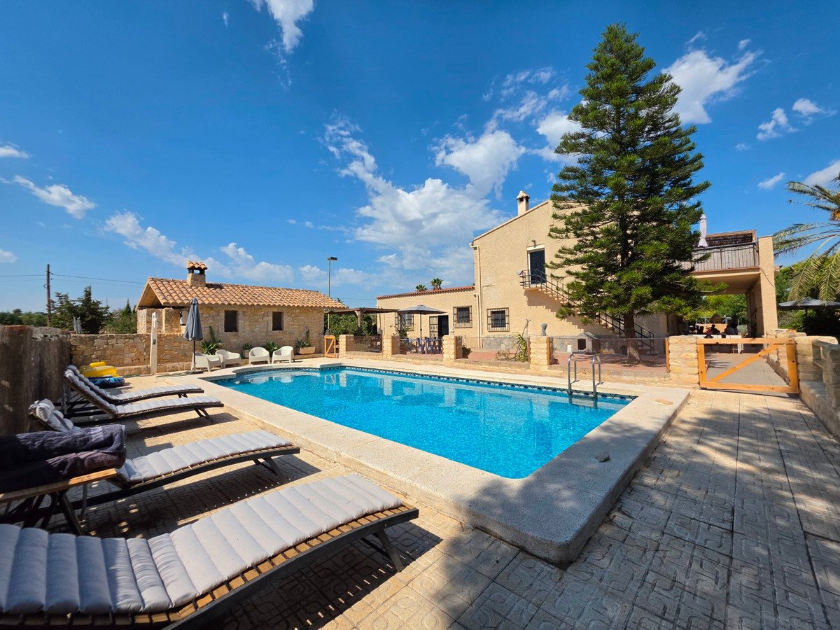6 Bed Finca - Cortijo in Elche