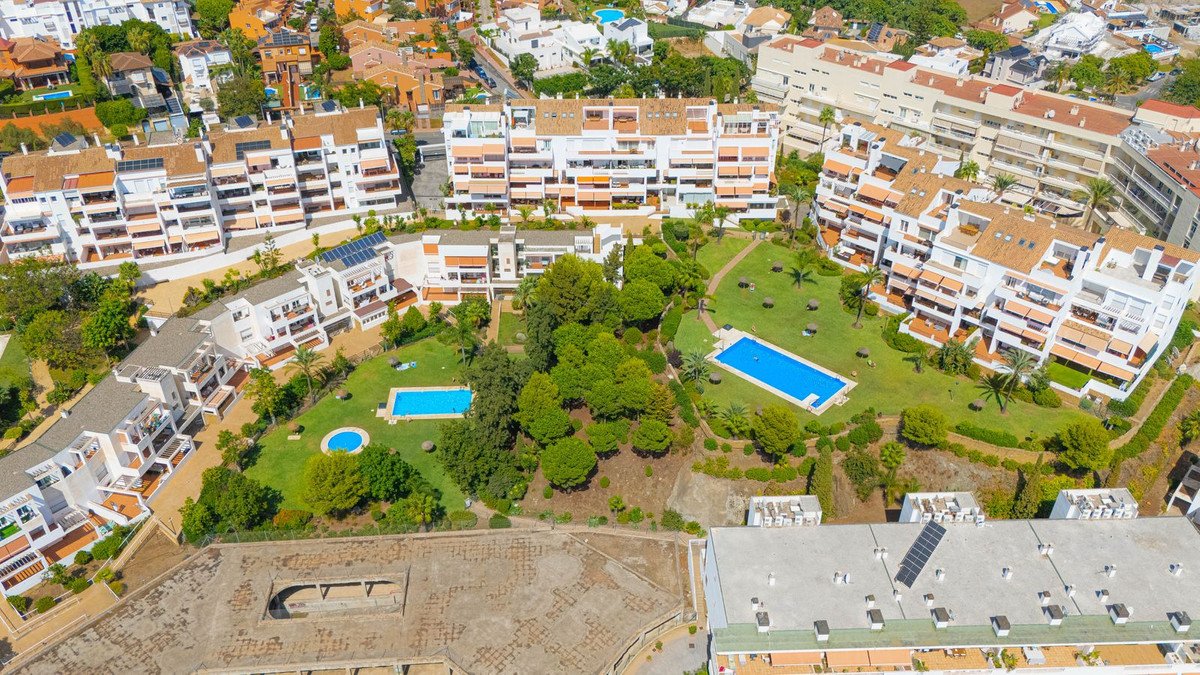 3 Bed Top Floor Apartment in Torrequebrada
