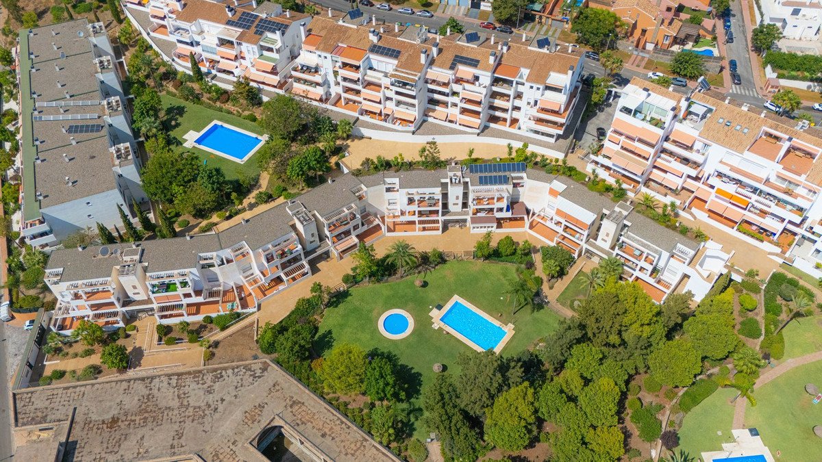 3 Bed Top Floor Apartment in Torrequebrada